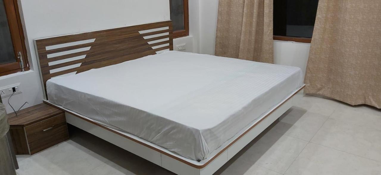 Solitude Inn Bnb Shimla Eksteriør billede
